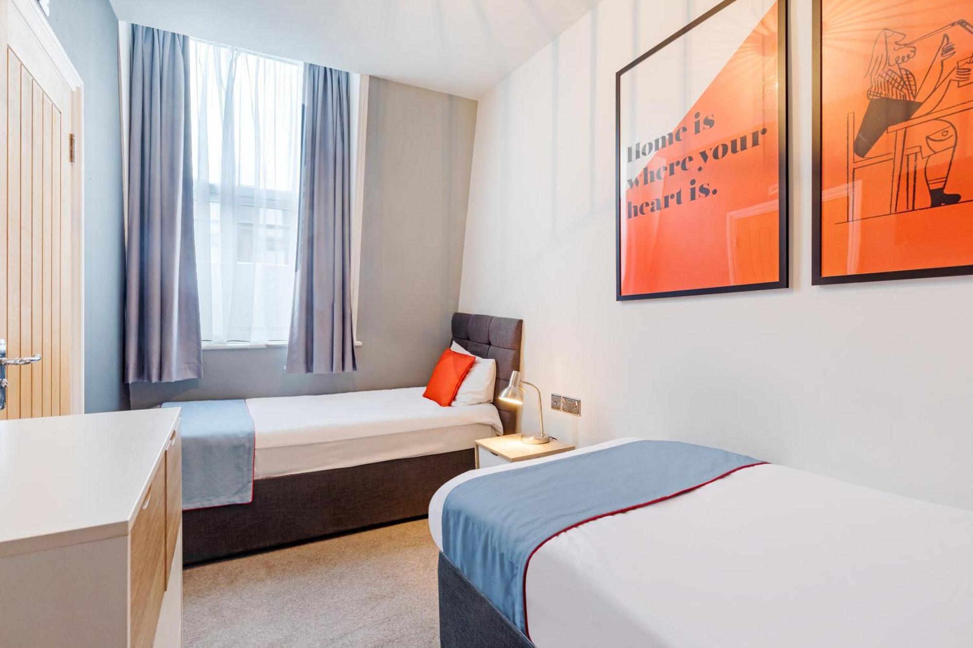 โอโย ทาวน์เฮาส์ อพอลโล Hotel ลอนดอน ภายนอก รูปภาพ